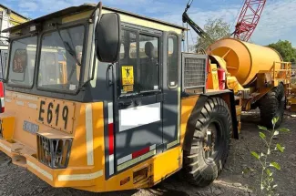 Paus Universa 50 Mixer Truck