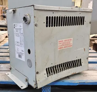Transformador Hammond MFG de 15 kVA
