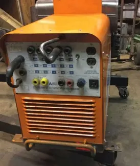 Airco 225A AC/DC Shop Welder
