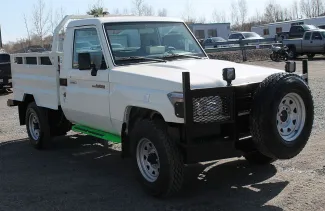 Toyota HZJ79 8 Man Carrier