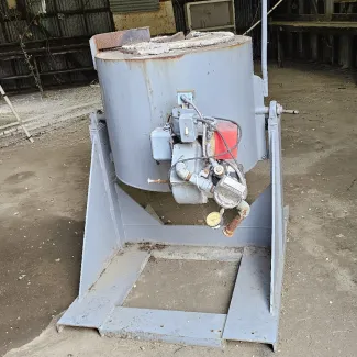 Manual Pouring Furnace