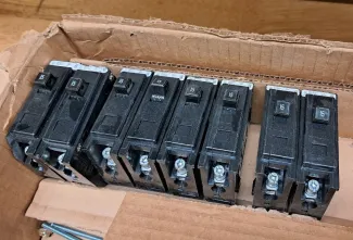 Eaton 1 Pole 15 Amp Breaker