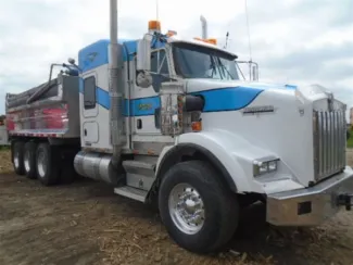 Kenworth T800 Tri-Drive Dump Truck