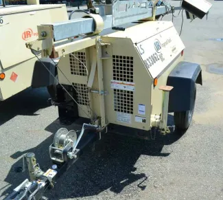 Ingersoll Rand L6-4MH Light Tower