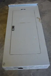 Panel de Distribución Cutler Hammer de 225 amp