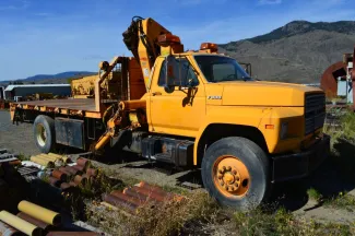 Ford F800 Flat Deck