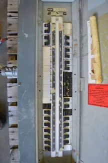 Panneau de disjoncteurs Federal Pioneer de 200 A