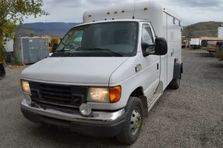 Ford F-350 Ex-Ambulance