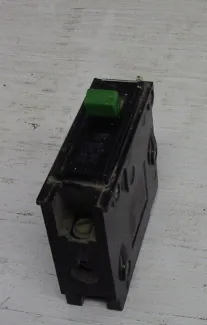 Cutler Hammer 1 Pole 30 Amp Push-in Breaker