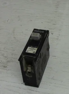Cutler Hammer 1 Pole 40 Amp Push-in Breaker