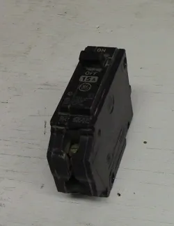 General Electric 1 Pole 15 Amp Push-in Breaker
