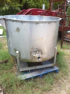 375 Gallon Heated Tank