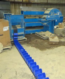 Universal DD4500 Bucket Elevator