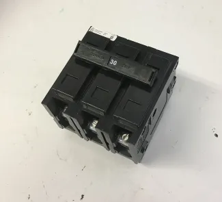 Cutler Hammer 3 Pole 30 Amp Bolt-on Breaker