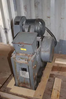 TM Engineering Rhino Lab Jaw Crusher