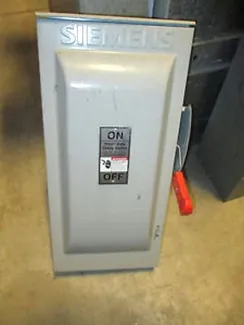 Desconector no Fusible Siemens de 100 Amp