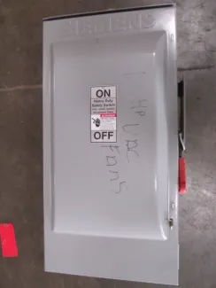 Siemens 200 Amp Heavy Duty Safety Switch (Disconnects)