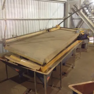 Holman Wilfley 8000 Right Hand Scavenger Table