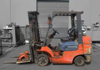 Toyota 7FGCU32 6600 lb Forklift