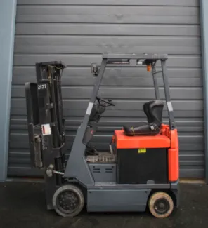 Elevadora Toyota Electric 7FBCU15 de 2600 lb