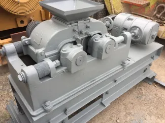 Denver 6 in. x 10 in. Roll Crusher