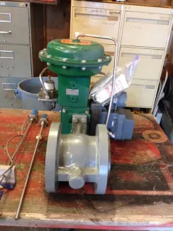 Fisher Controls Actuator with 4 inch Valve