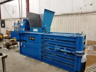 Harris Selco Closed Door Horizontal Baler