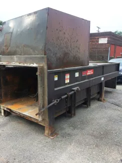PTR 4 Yard Stationary Compactor