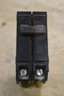 Interruptores CEB de 2 polos 40 amp
