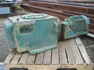 Lightnin Model 75-Q-15 Mixer