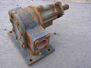 Used Roper Positive Displacement Pump. 1 in. Figure 1K 10. Type 15