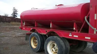 Water Tank Trailer. 2500 Gallon Capacity. Honda Pump & All Hoses.