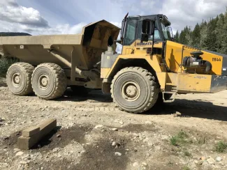 Komatsu HM350-2 Articulating Rock Truck
