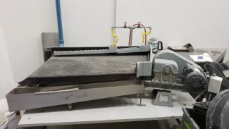 Deister 15-S Lab Concentrating Table