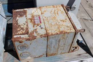 15 KVA 600 - 120/240 Volt General Electric Transformer for Sale
