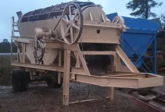 Pioneer 5 x 17 Trommel Screen