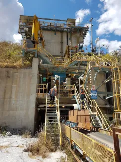 Metso Nordberg C125 Jaw Crusher Plant with BTI Rock Breaker and Metso Apron Feeder
