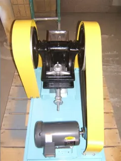Atlas 3 ½ in. x 5 ½ in. Laboratory Jaw Crusher