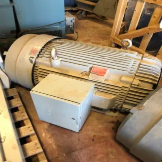 Motor Eléctrico Reliance de 300 hp