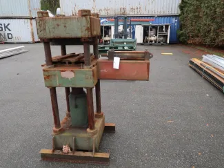 160-Ton Hydraulic Press